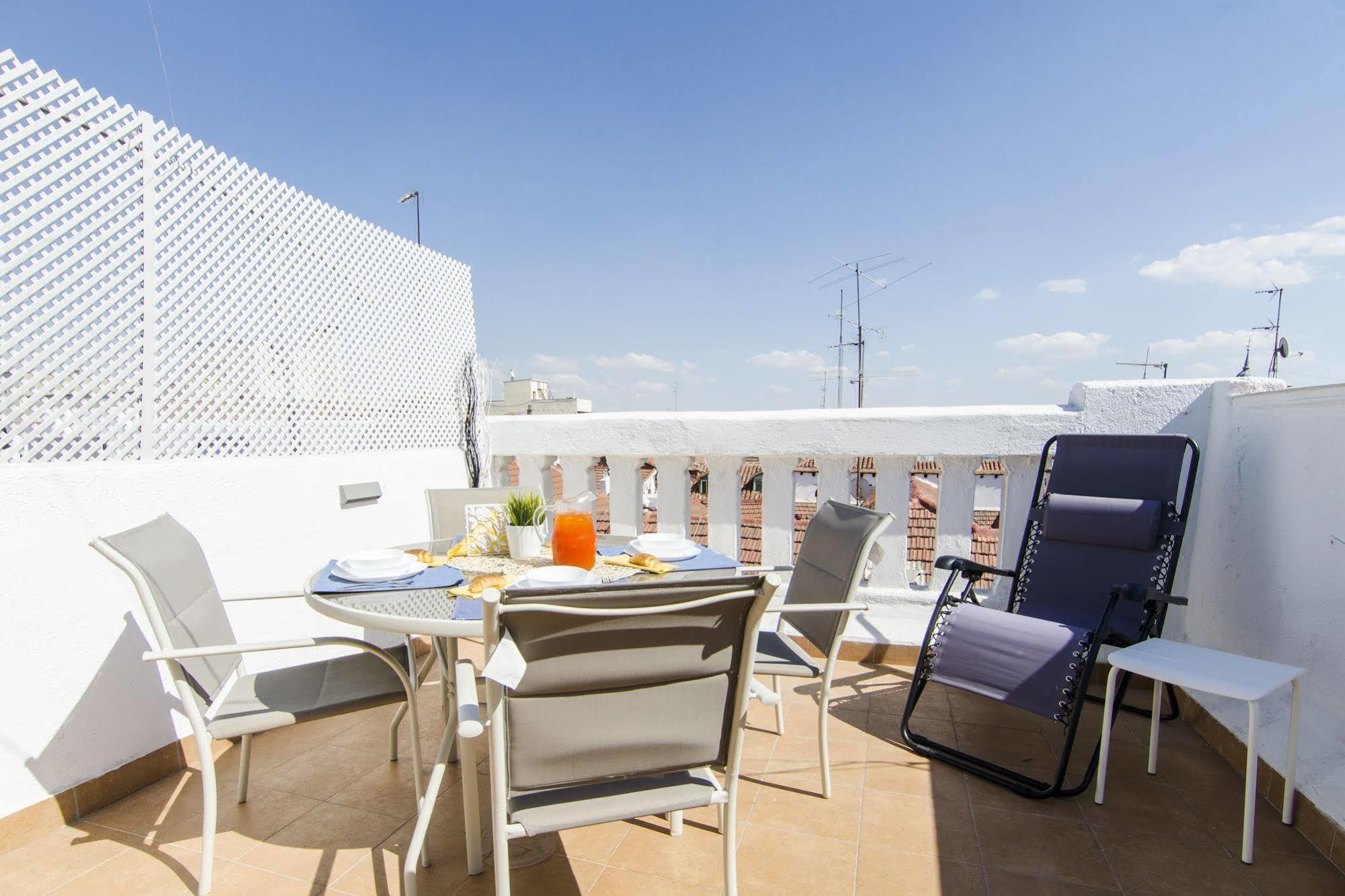 Apartments Dreammadrid Atocha Terraza Exteriör bild